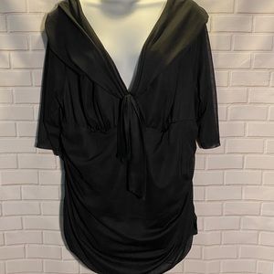 Kiyonna black V neck top